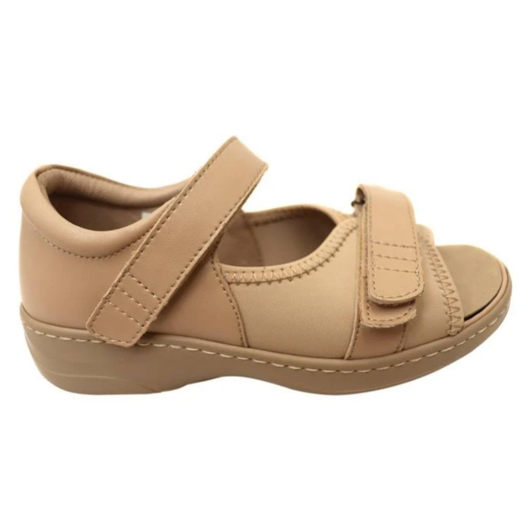 Propet Women's Cool Walker (D) Sandal
