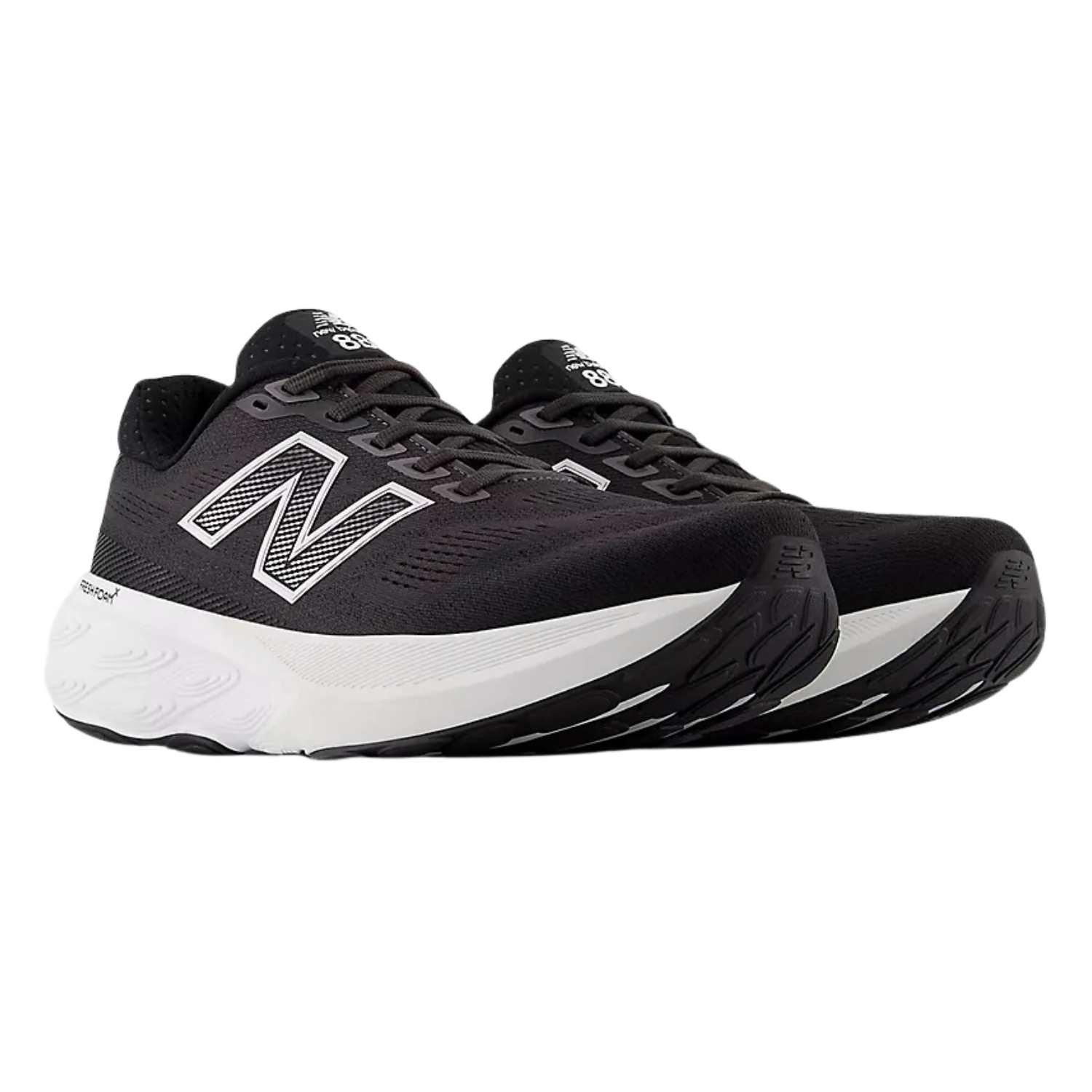 New Balance Men's 880 v15 (4E) Black / White - shoeguru-au